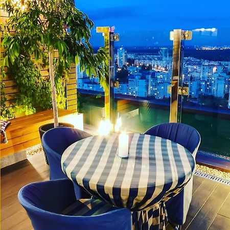 1 Room 60M2 Center Of Obolon Near River Side. With Terrace. 22 Floor Kiev Exterior foto
