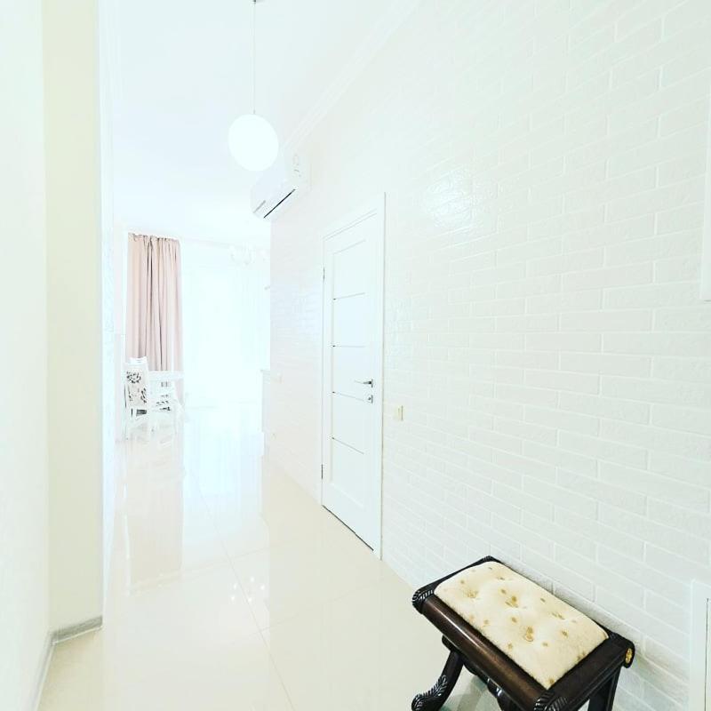 1 Room 60M2 Center Of Obolon Near River Side. With Terrace. 22 Floor Kiev Exterior foto