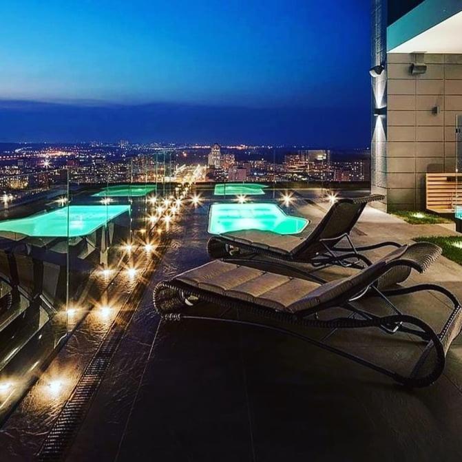 1 Room 60M2 Center Of Obolon Near River Side. With Terrace. 22 Floor Kiev Exterior foto